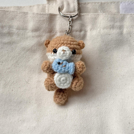Crochet Otter Plushie With Fish, Handmade Amigurumi Otter Keychain, Cute Sea Animal Gift, Otter Plush Toy Charm, Crochet Keychain