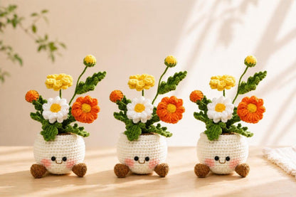 Crochet Flower Pot Amigurumi 25cm – Cute Smiling Plant Decor – Handmade Yarn Flowers – Kawaii Desk Decor – Gift for Her