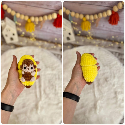 Surprise Animal Keepsake in Fruit Pod, Hidden Animal Decor, Mini Crochet Keepsake, Collectible Animal Decor, Birthday Party Favor