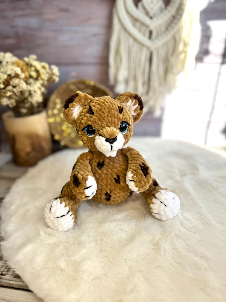Crochet Leopard Plush, Handmade Amigurumi Leopard, Jungle Cat Decor, Wildlife Gift, Safari Nursery Decor