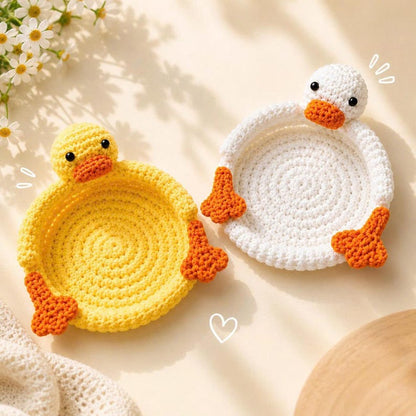 Handmade Crochet Duck Coaster & Trinket Tray – Cute Amigurumi Duck Dish for Coffee, Tea Cup, Desk Organizer, Gift Idea