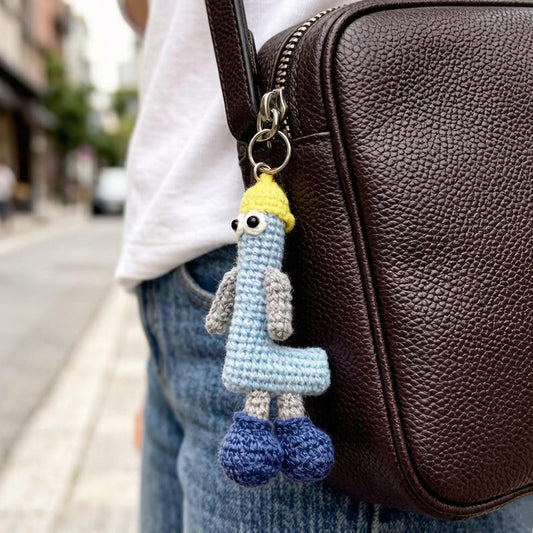 Artisan wool knit letter L charm figurine, keyring trinket, sack adornment, paired monogram key dangling piece, Yuletide tote embellishment
