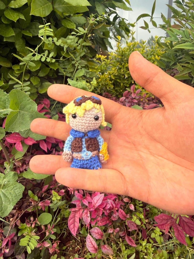 League of Legends Ezreal Amigurumi Plush • Handmade Crochet Chibi Doll (6-8 cm)
