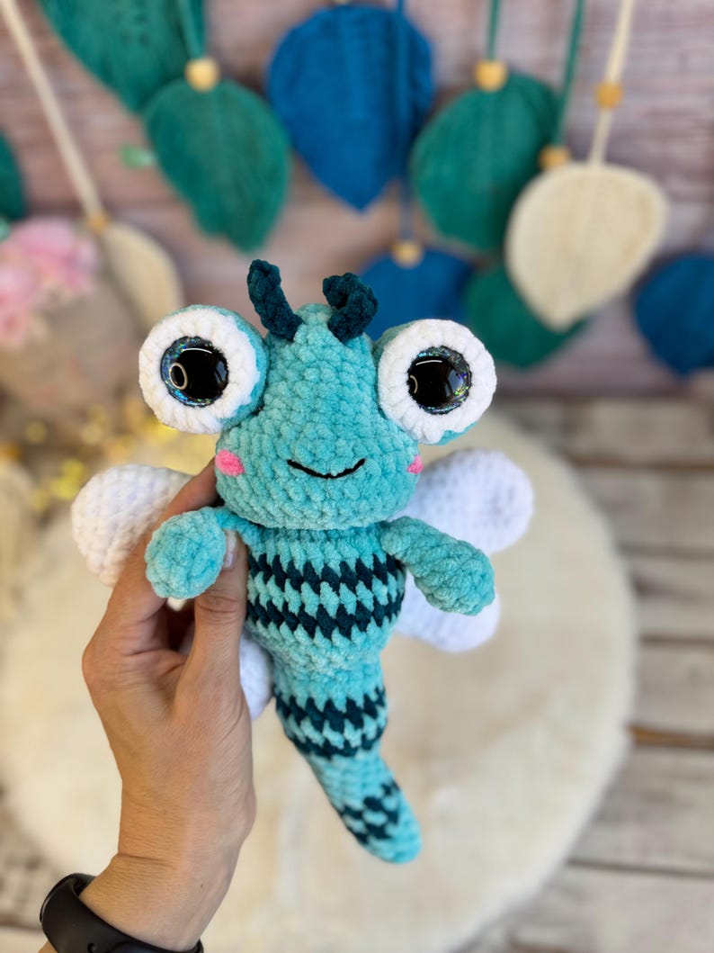 Dragonfly Plush, Crochet Dragonfly Amigurumi, Stuffed Insect Plush, Fantasy Bug Gift, Nature Lover Gift, Cute Room Decor