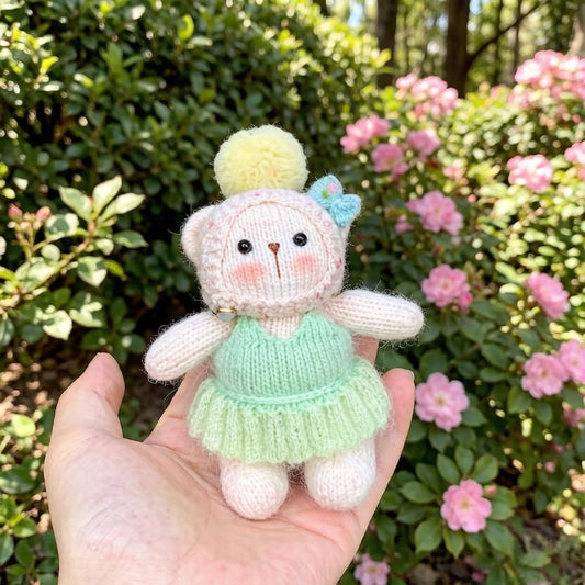 Handcrafted Knit Wool Bear Statue Handbag Accessory Artistic Ornament Baby Presents Bridal Celebration Christmas Holiday Goods