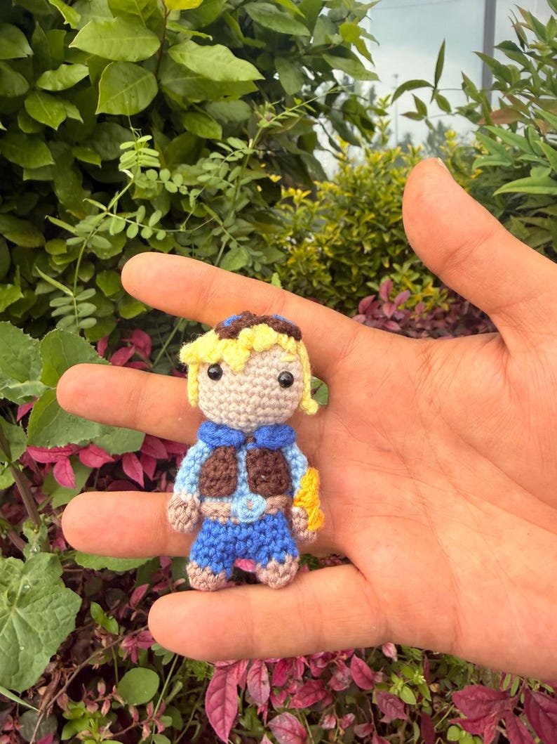 League of Legends Ezreal Amigurumi Plush • Handmade Crochet Chibi Doll (6-8 cm)