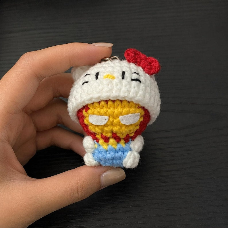 Red Gold Hero Kitty Crochet Keychain Set | Matching Couple Amigurumi Doll, Iron Style Masked Charm, Superhero Couple Gift for Her