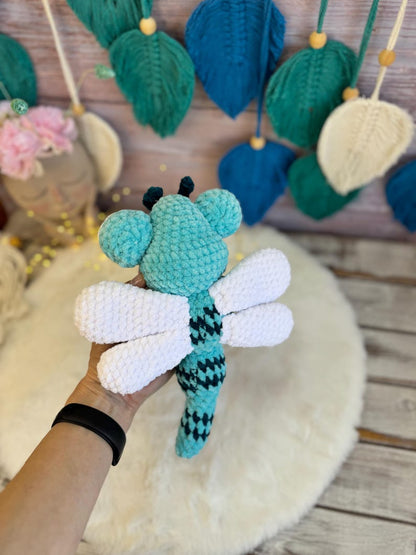 Dragonfly Plush, Crochet Dragonfly Amigurumi, Stuffed Insect Plush, Fantasy Bug Gift, Nature Lover Gift, Cute Room Decor