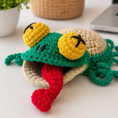 Crochet Lizard Coaster Mug Rug – Handmade Amigurumi Animal Cup Holder, Funny Green Reptile Coaster Desk Decor, Cute Handmade Drink Mat