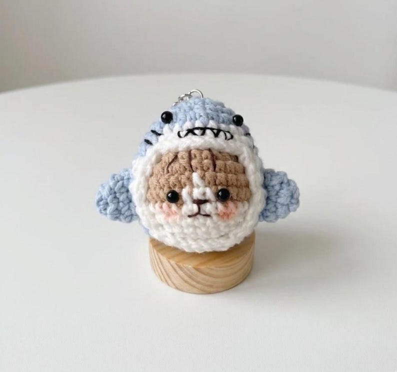 Handmade Cute Cat Crochet Keychain, Amigurumi Cat, Crochet Mini Cat Plush Plushie Toy Keychain, Cat Cute Gifts, Cute Bag Charm