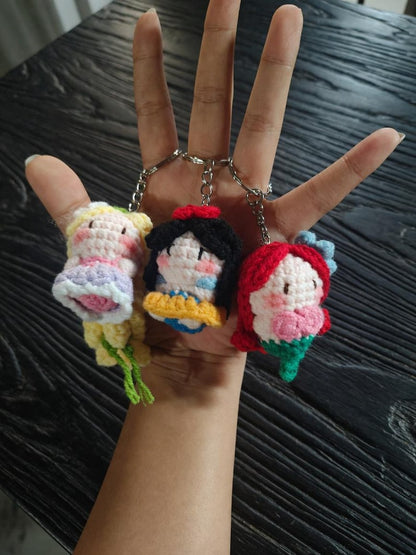 Long Blonde Hair Princess Crochet Keychain, Cartoon Amigurumi Doll, Golden Hair Fantasy Princess, Tower Girl, Gift for Her, Bag Charm