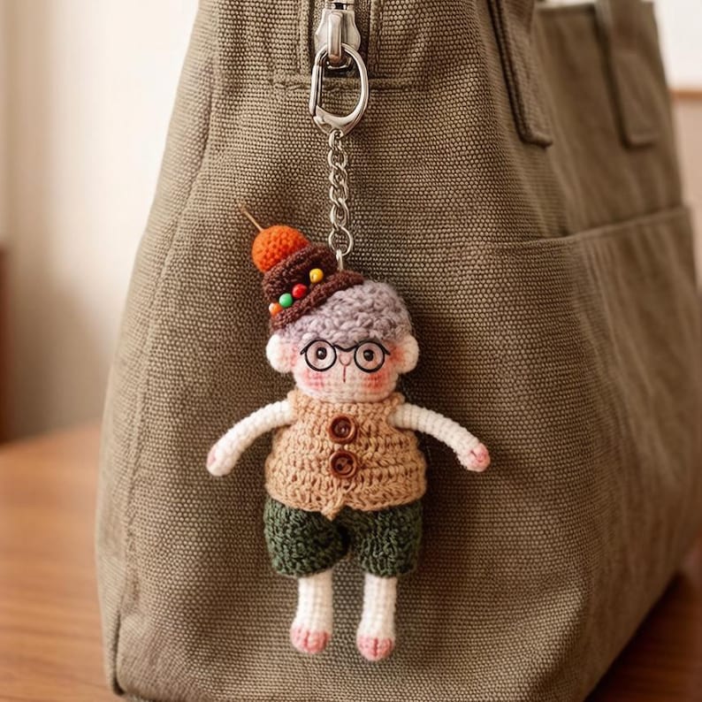 Hand Knit Wool Lamb Sculpture Vintage Tabletop Embellishment Purse Charm Birthday Tokens Nuptial Gathering Christmas Holiday Trinkets