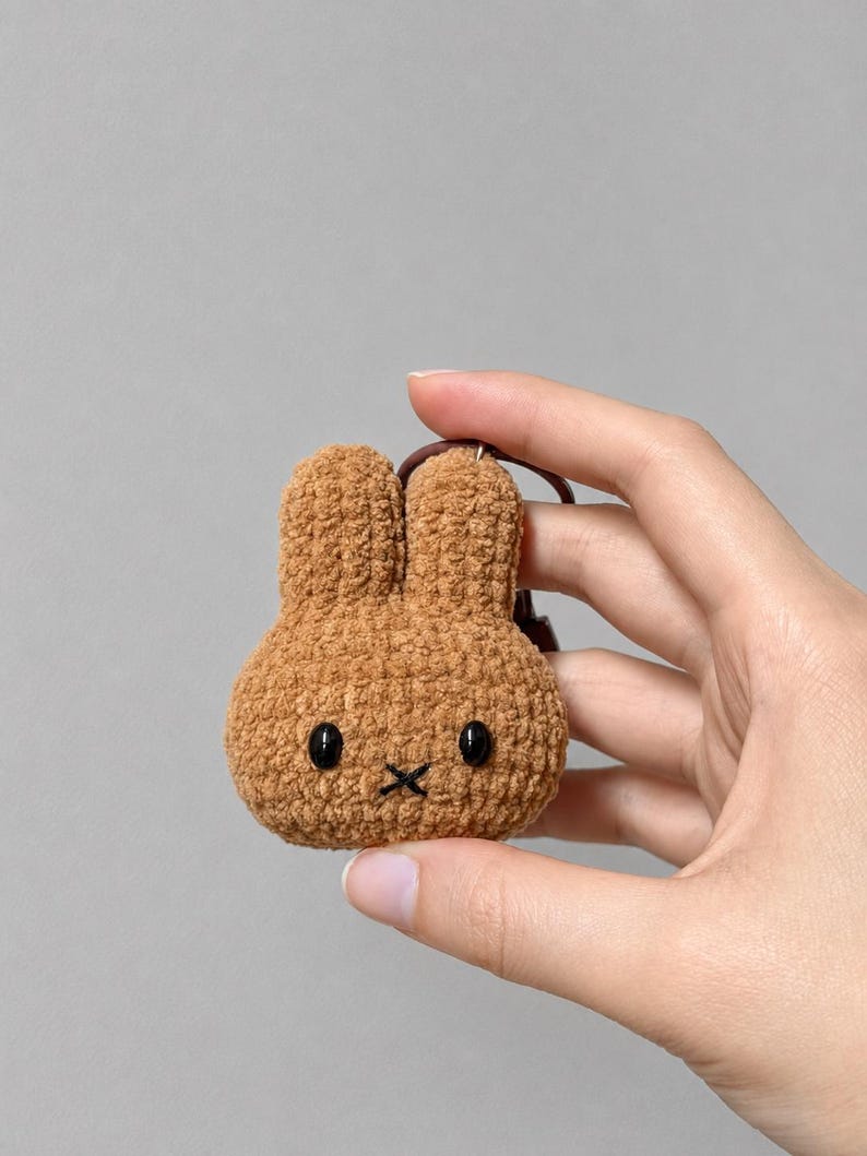Crochet Bunny Keychain, Handmade Rabbit Keychain, Kawaii Plush Bunny , Soft Amigurumi Accessory, Small Gift for Her