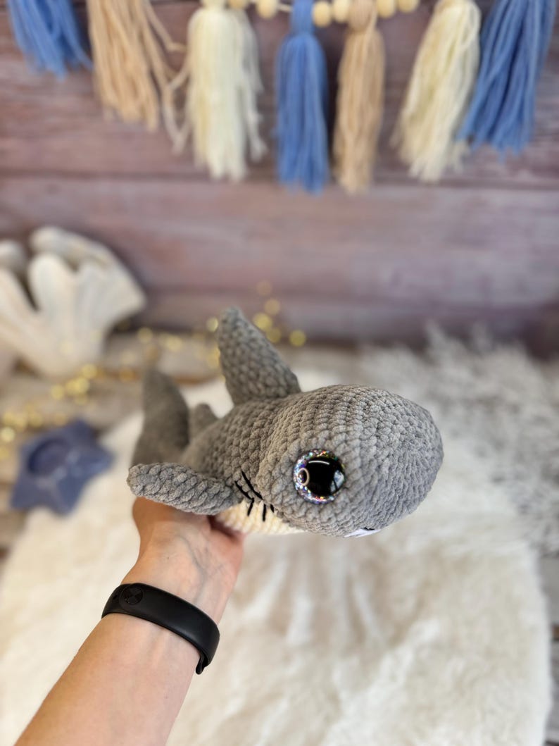 Hammerhead Shark Decor, Crochet Shark Ornament, Marine Life Collectible, Ocean Shelf Decor, Shark Lover Gift