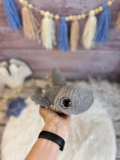Hammerhead Shark Decor, Crochet Shark Ornament, Marine Life Collectible, Ocean Shelf Decor, Shark Lover Gift