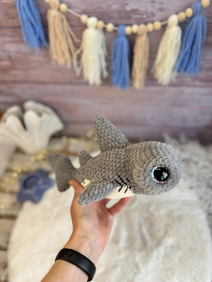 Hammerhead Shark Decor, Crochet Shark Ornament, Marine Life Collectible, Ocean Shelf Decor, Shark Lover Gift