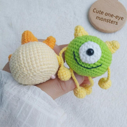 Cute Monster Crochet Keychain, One Eyed Amigurumi Monster Charm, Kawaii Cyclops Plush Keyring, Handmade Alien Bag Charm, Funny Crochet Gift