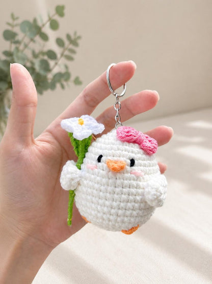 Crochet Chicken With Flower Keychain, Amigurumi Chicken, Baby Kawaii Chick Plush Toy Keychain, Chicken Stuffed Animal, Chick Cute Gifts