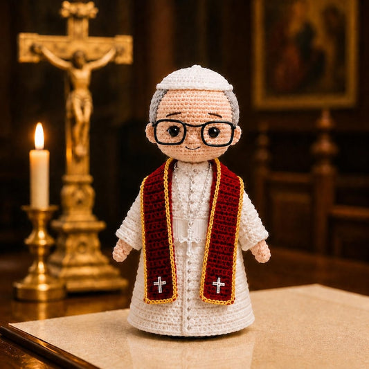 Catholic Pope Crochet Doll, Handmade Religious Decor, Christian Gift, Prayer Room Decor, Clergy Appreciation Gift