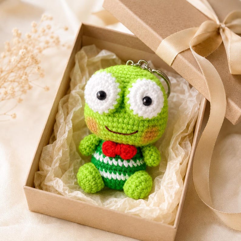 Big Eyed Crochet Frog Keychain | Handmade Amigurumi Keyring | Cute Desk Decor and Gift