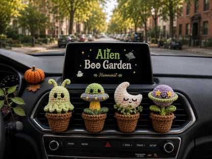 Alien Crochet Car Vent Clip, Halloween Space Car Decor, Cute Car Charm, Handmade Spooky Car Accessory, Alien Boo Garden