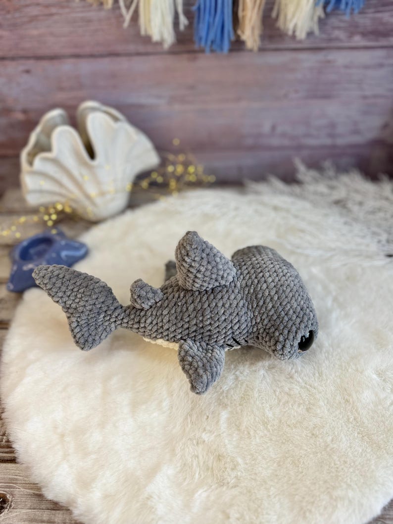 Hammerhead Shark Decor, Crochet Shark Ornament, Marine Life Collectible, Ocean Shelf Decor, Shark Lover Gift