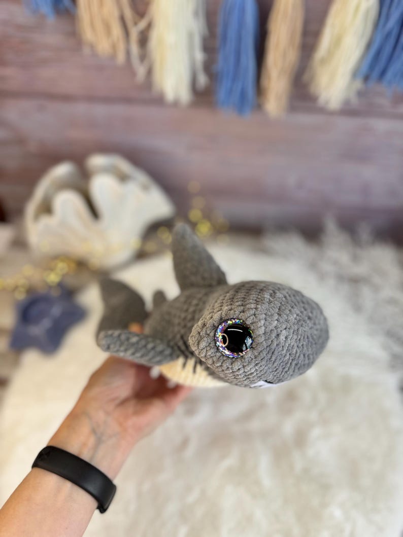 Hammerhead Shark Decor, Crochet Shark Ornament, Marine Life Collectible, Ocean Shelf Decor, Shark Lover Gift