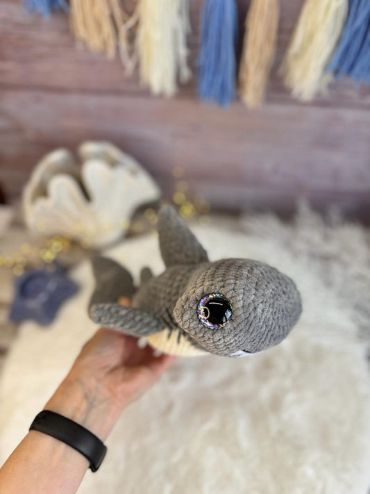 Hammerhead Shark Decor, Crochet Shark Ornament, Marine Life Collectible, Ocean Shelf Decor, Shark Lover Gift