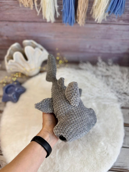 Hammerhead Shark Decor, Crochet Shark Ornament, Marine Life Collectible, Ocean Shelf Decor, Shark Lover Gift