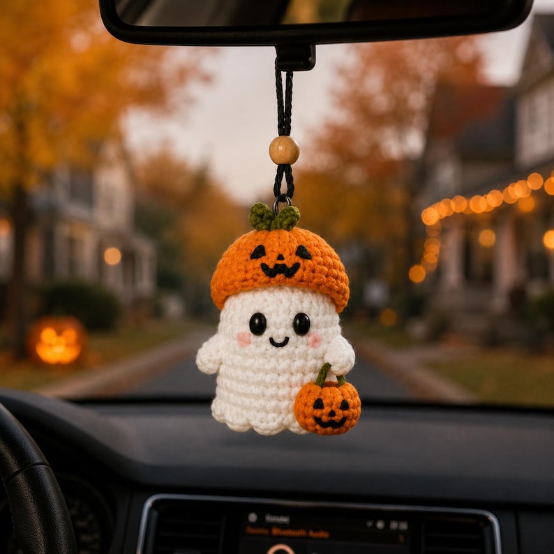 Crochet Ghost Car Hanger, Halloween Ghost Keychain, Cute Pumpkin Witch Vampire Mummy Ghost Charm, Rearview Mirror Decor, Gift
