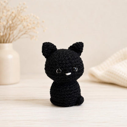 Black Cat Witch Hat Crochet Keychain | Amigurumi Cat Bag Charm, Spooky Halloween Gift