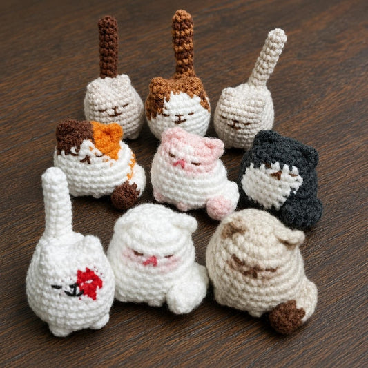 Crochet Mini Cat Keychain - Chubby Amigurumi Kitty Plush, Bag Charm, Gift for Cat Lovers