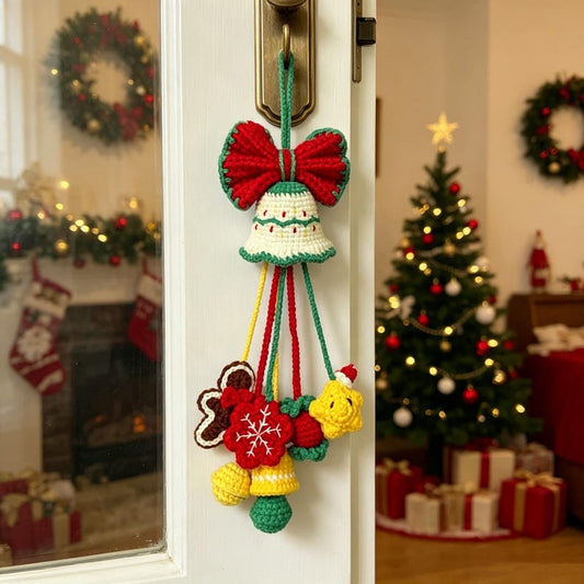 Hand-Crocheted Yuletide Indoor Wall Dangle, Christmas-Themed Seasonal Trinket, Household Wall Accent, Winter Housewarming Keepsake