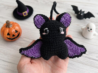 Crochet Ghost and Bat Car Hanging – Cute Halloween Rearview Mirror Charm, Handmade Amigurumi Car Decor, Spooky Car Accessory Gift