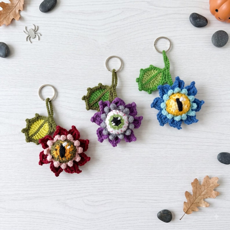 Spooky Eyeball Flower Crochet Keychain | Halloween Amigurumi Key Fob