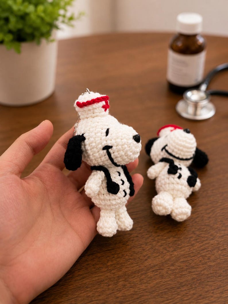 Crochet Nurse Puppy Doll Keychain, Handmade Doctor Dog Amigurumi, Healthcare Worker Gift, Nurse Appreciation Gift, Gift for Nurse