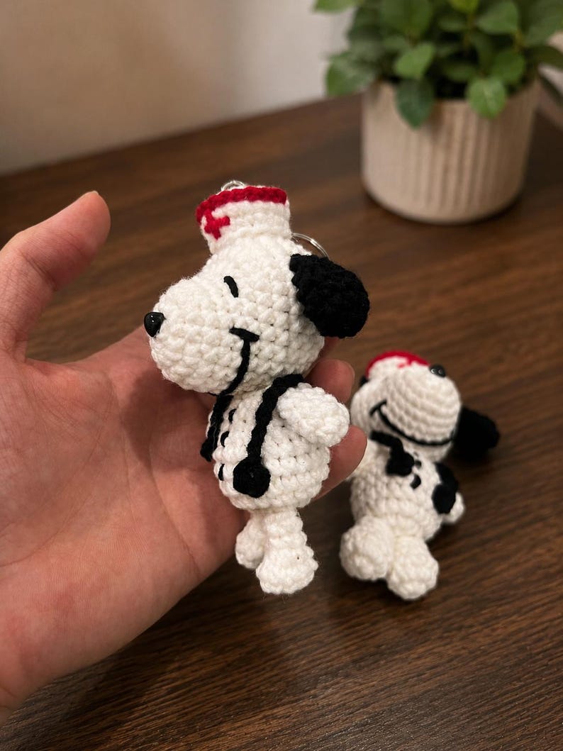 Crochet Nurse Puppy Doll Keychain, Handmade Doctor Dog Amigurumi, Healthcare Worker Gift, Nurse Appreciation Gift, Gift for Nurse