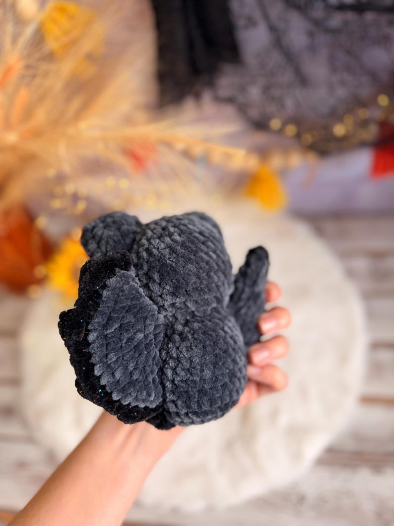 Halloween Crochet Decor, Vampire and Bat, Spooky Amigurumi Figure Set