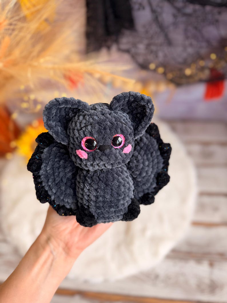 Halloween Crochet Decor, Vampire and Bat, Spooky Amigurumi Figure Set