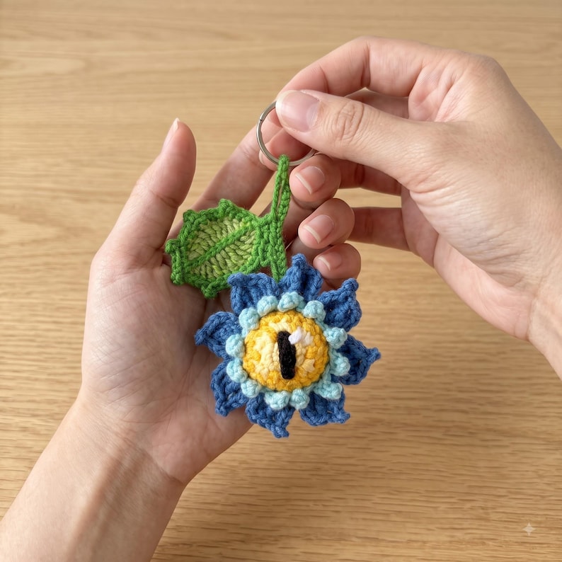 Spooky Eyeball Flower Crochet Keychain | Halloween Amigurumi Key Fob