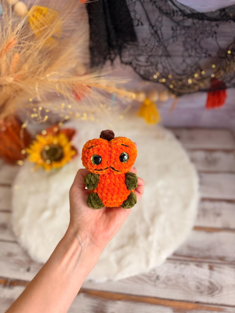 Halloween Crochet Decor, Pumpkin and Scarecrow, Fall Amigurumi Figure Set