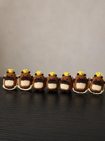 Crochet King Beaver Car Hanging - Beaver Amigurumi Keychain, Funny Plushie Keychain Gift, Car Accessory