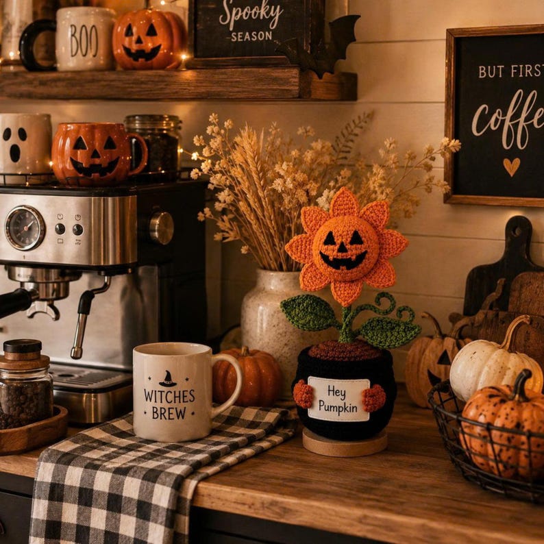 Handmade Crochet Pumpkin Flower Pot, Halloween Jack O Lantern Decor, Cute Amigurumi Fall Desk Decor, Cozy Autumn Home Decoration Gift