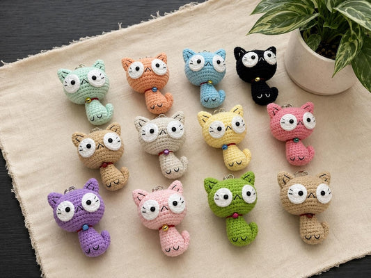 Custom Color Crochet Cat Keychain, Handmade Amigurumi Kitty with Bell, Kawaii Bag Charm, Cute Cat Lover Gift