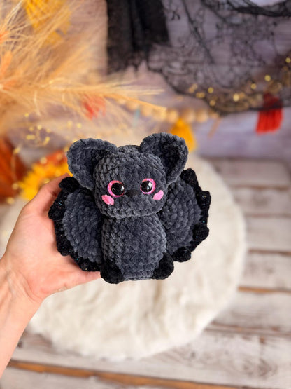 Halloween Crochet Decor, Vampire and Bat, Spooky Amigurumi Figure Set