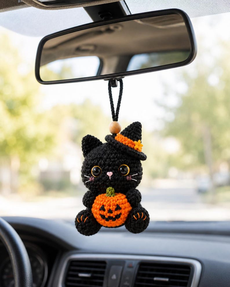 Crochet Black Cat Car Rearview Mirror Hanging Ornament, Halloween Witch Cat Car Accessories, Cute Pumpkin Cat Charm, New Driver Gift