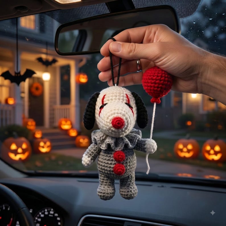 Crochet Pennywise Car Charm | Horror Clown Rearview Mirror Ornament | Halloween Amigurumi Hanging Decor Gift