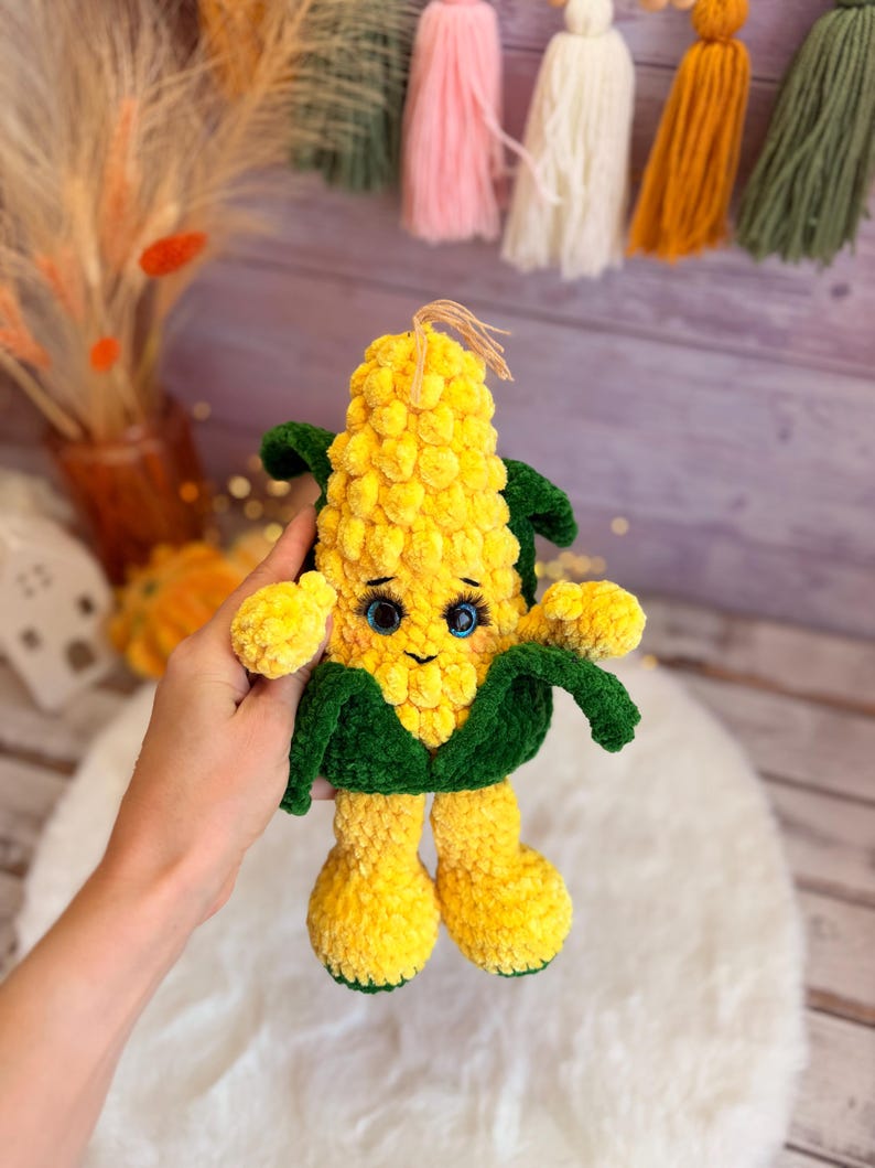 Crochet Pineapple Kitchen Decor, Handmade Pineapple Ornament, Tropical Fruit Collectible, Shelf Decor, Funny Housewarming Gift