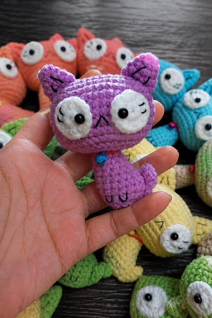 Custom Color Crochet Cat Keychain, Handmade Amigurumi Kitty with Bell, Kawaii Bag Charm, Cute Cat Lover Gift