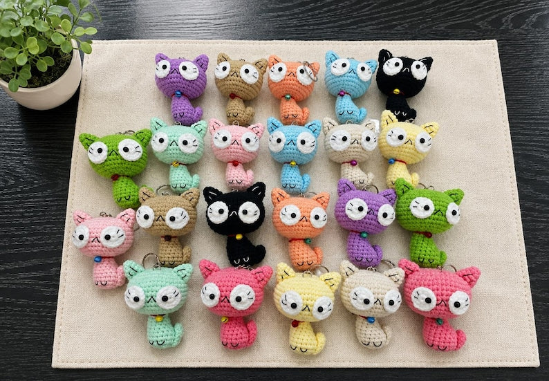Custom Color Crochet Cat Keychain, Handmade Amigurumi Kitty with Bell, Kawaii Bag Charm, Cute Cat Lover Gift